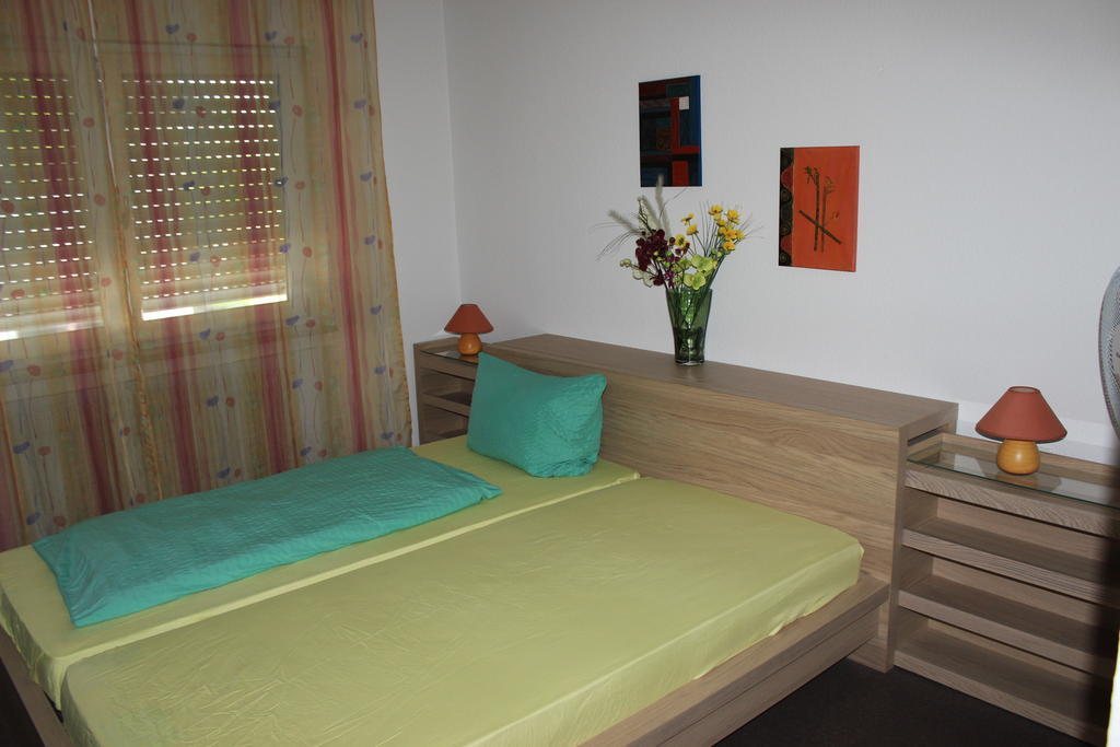Hotel-Zaehringerstube Neuenburg am Rhein Room photo